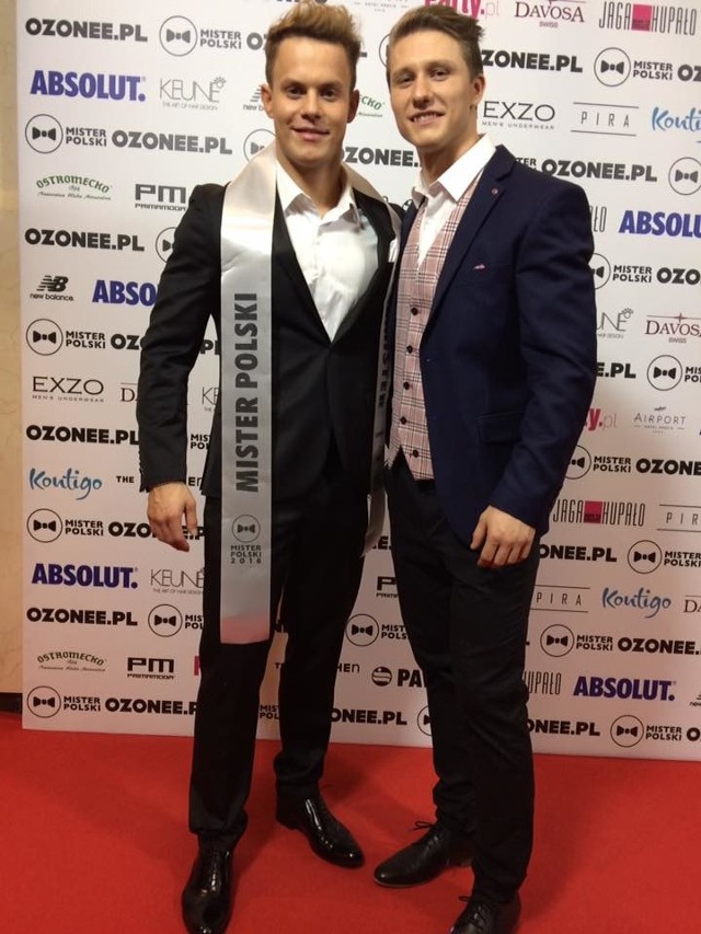 Na gali Mistera Polski 2016 Damian Cheda (z prawej) z Radomia nie zdobył żadnego tytułu. Na zdjęciu z Kamilem Knutem, wicemisterem.