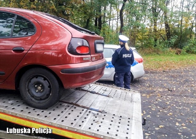 Piraci drogowi uciekali przed policją.