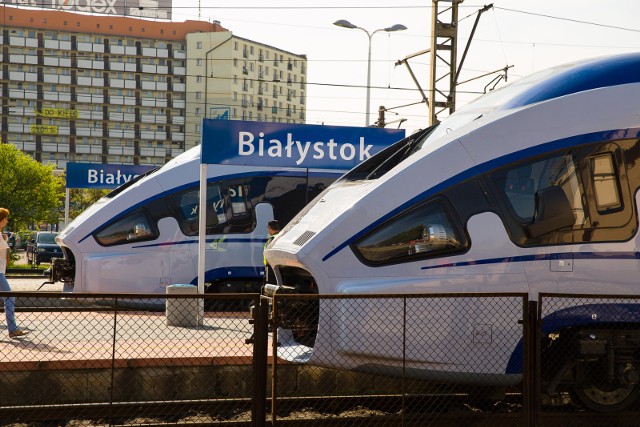 Pociąg DART z bydgoskiej Pesy to skład, który może pojechać 160 km/h. Takie pociągi jeżdżą z Białegostoku m.in. do Warszawy.