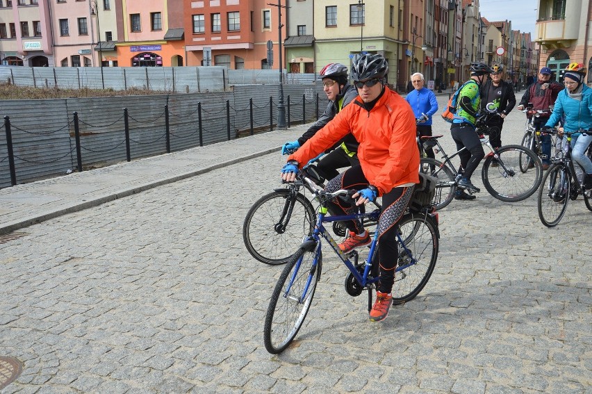 Na rowerach i z kijkami [FOTO]