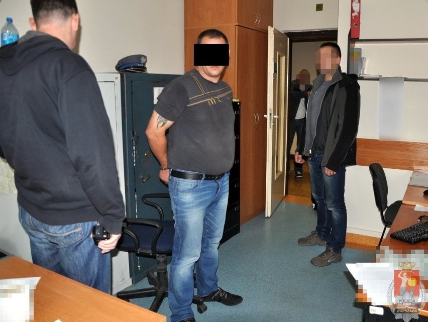 Fałszywy prokurator poszukiwany listem gończym zatrzymany. Wpadł w Warszawie (FOTO)