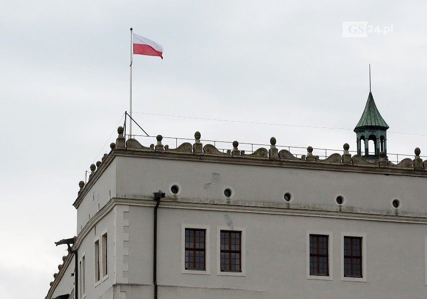 Biało-czerwony Szczecin. Mieszkańcy wywiesili flagi w patriotyczny weekend. ZDJĘCIA