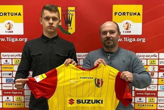 Bartosz Kralka podpisał profesjonalny kontrakt z Koroną Kielce.