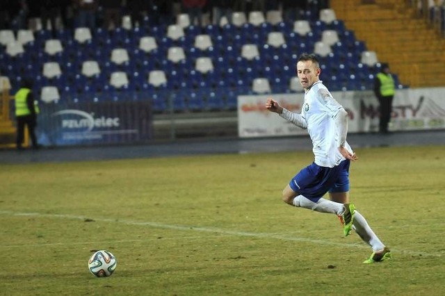 Krystian Getinger wrócił do składu i pokusił się o gola.