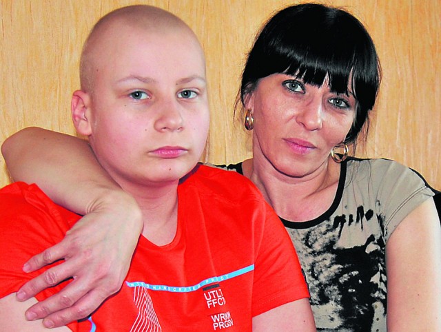 Wioleta Kossakowska, mama chorego na nowotwór Sebastiana, jest rozgoryczona. - Nie mamy za co jechać na chemioterapię, a prezes fundacji nie chce nam dać ani złotówki ze zbiórek - mówi.