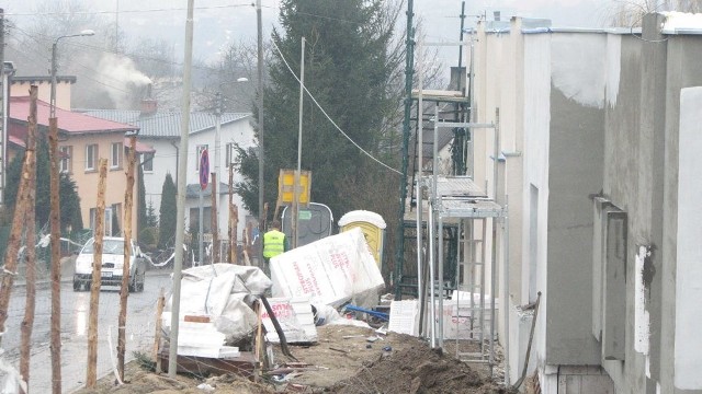 Na razie to plac budowy, ale od września będzie tu jedyny w powiecie żłobek.