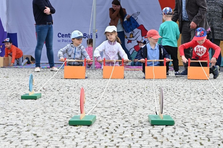 Dzień Dziecka 2021 w Centrum Bajki w Pacanowie. Szalona zabawa i eksperymenty [WIDEO, ZDJĘCIA]