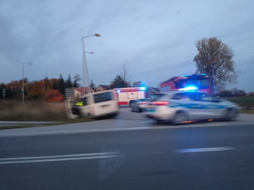 Dwaj kierowcy ucierpieli w wypadku w Wodzisławiu  [zdjęcia czytelnika] 