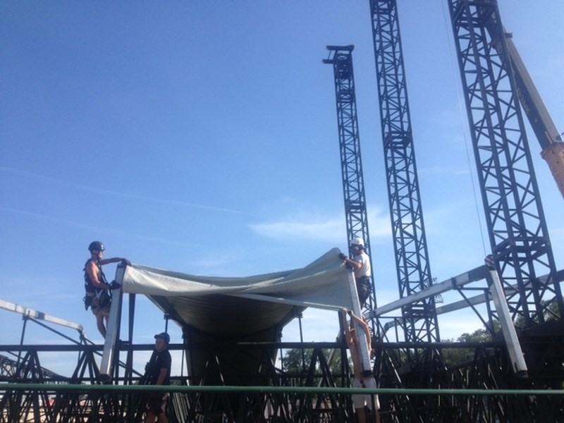 Linkin Park w Rybniku - budowa sceny przed koncertem