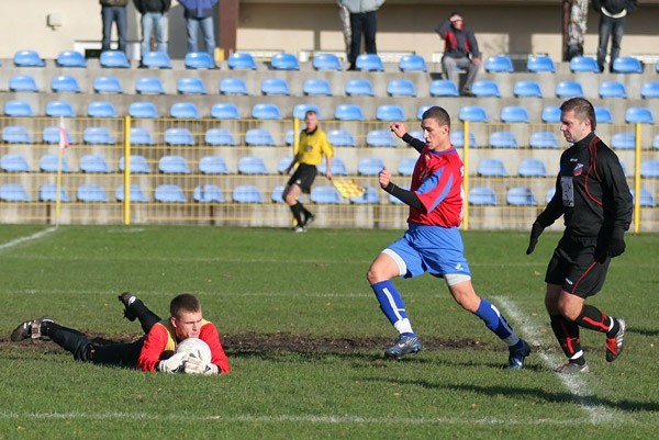 W meczu 16. kolejki IV ligi Pomorze, Gryf 95 Slupsk wygral z...