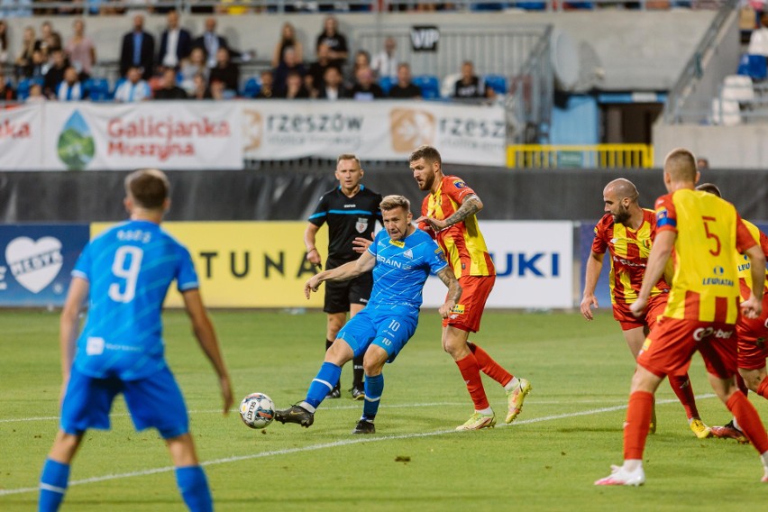 Stal Rzeszów - Korona Kielce 3:3 w karnych 6:7 [RELACJA]...