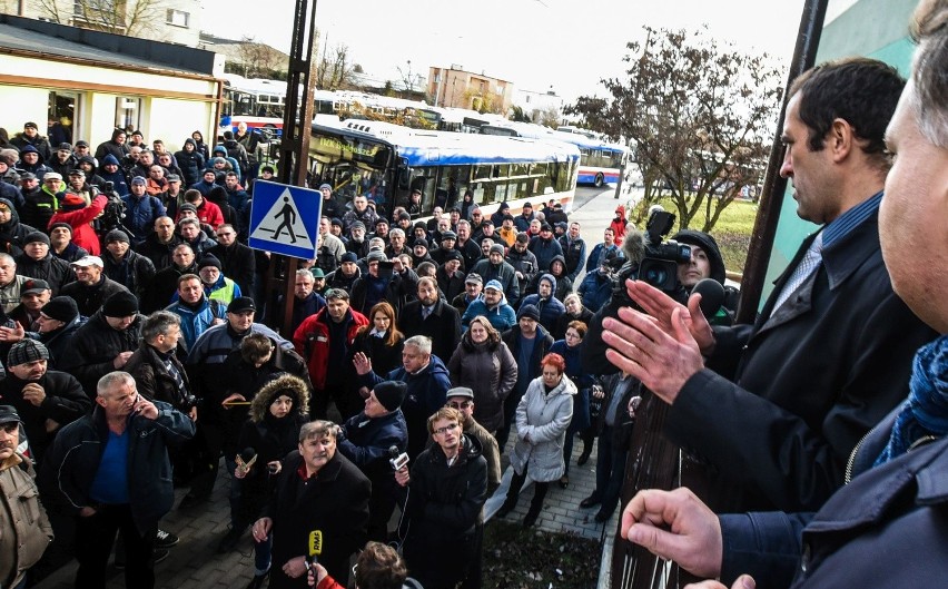 Strajk pracowników MZK w Bydgoszczy rozpoczął się dzisiaj...