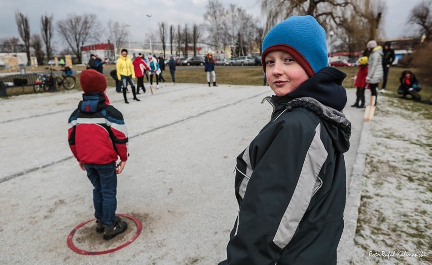 W Żorach w boule grają całe rodziny. Powstała nawet liga! ZDJĘCIA