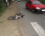 Grojec. 13-letni rowerzysta wjechał pod samochód