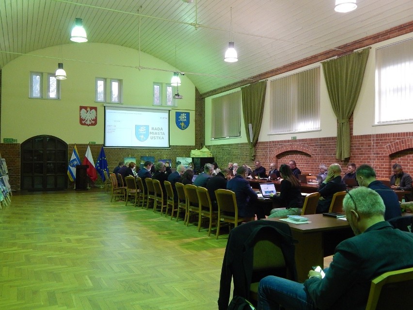 Październikowa podatkowa sesja usteckiej rady miasta