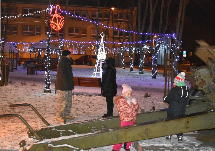 Zobacz świąteczne iluminacje 2023 w Golubiu-Dobrzyniu