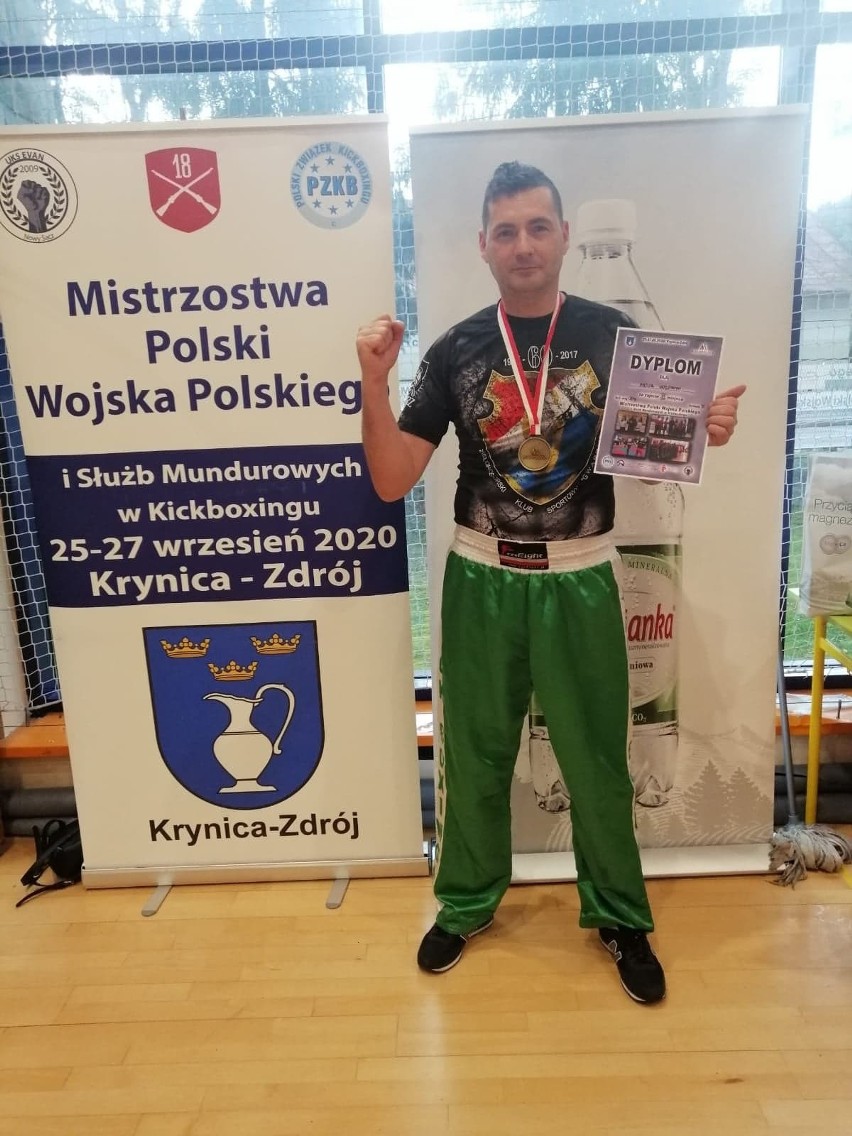 Artur Wołoszyn z Krosna Odrzańskiego pracuje w Straży Ochrony Kolei. Jest też wyśmienitym sportowcem!