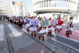 Wielki Marsz Na Tak w centrum Poznania. Tak świętowali Światowy Dzień Zespołu Downa. Z jakimi problemami się mierzą chorzy? [ZDJĘCIA, WIDEO]