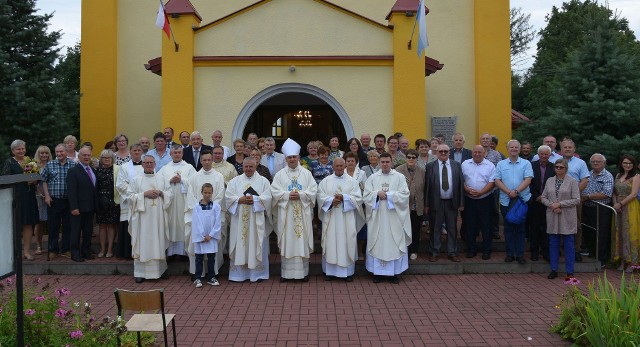 Wspólnota parafialna obchodziła jubileusz 70-lecia kościoła w Studziankach Pancernych.
