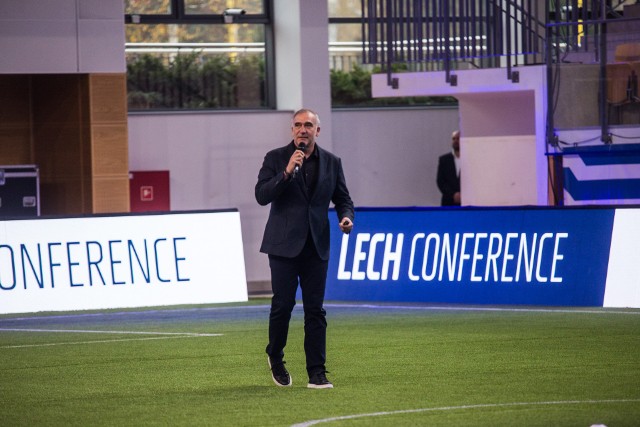 Lech Conference to znakomita okazja dla trenerów aby wzbogacili swoją wiedzę w tematach szkoleniowych. Konferencja odbyła się 2 grudnia w Hali Uniwersytetu im. Adama Mickiewicza na Morasku.