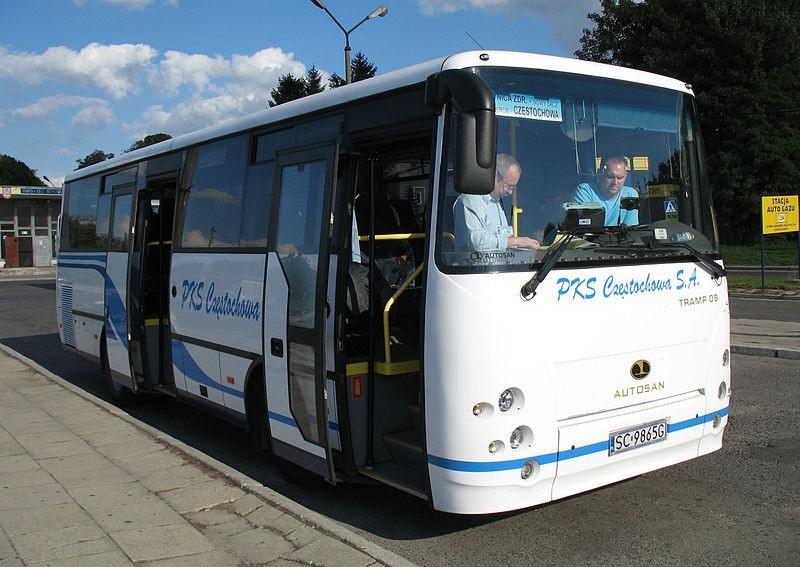 PiS obiecuje przeciwdziałać wykluczeniu transportowemu. W...