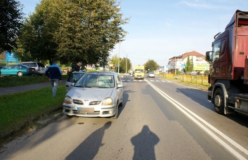 Wypadek w Kolnie. Nie zauważyła staruszka. Potrąciła go [FOTO]