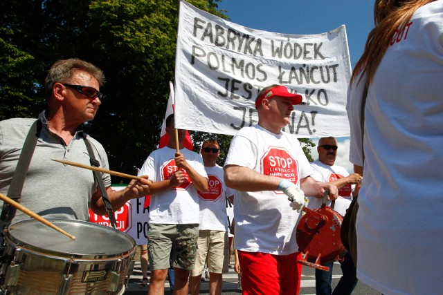 4 czerwca pracownicy Polmosu Łańcut protestowali blokując krajową czwórkę.