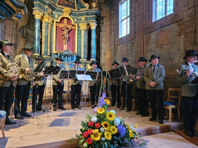 W kościółku z Wolanowa w radomskim skansenie, w niedzielę 13 sierpnia odbył się kolejny koncert w ramach V Spotkań z muzyką.