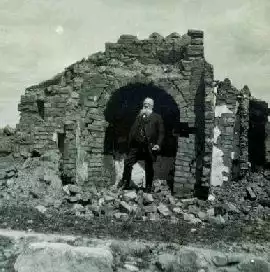 Ta fotografia z albumu oficera niemieckiego "I wojna światowa Tykocin&#8221; to jedyne zdjęcie ruin zamku.