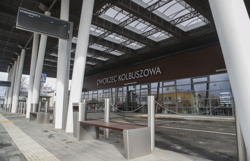 Nowe centrum przesiadkowe w Kolbuszowej już prawie gotowe [ZDJĘCIA]