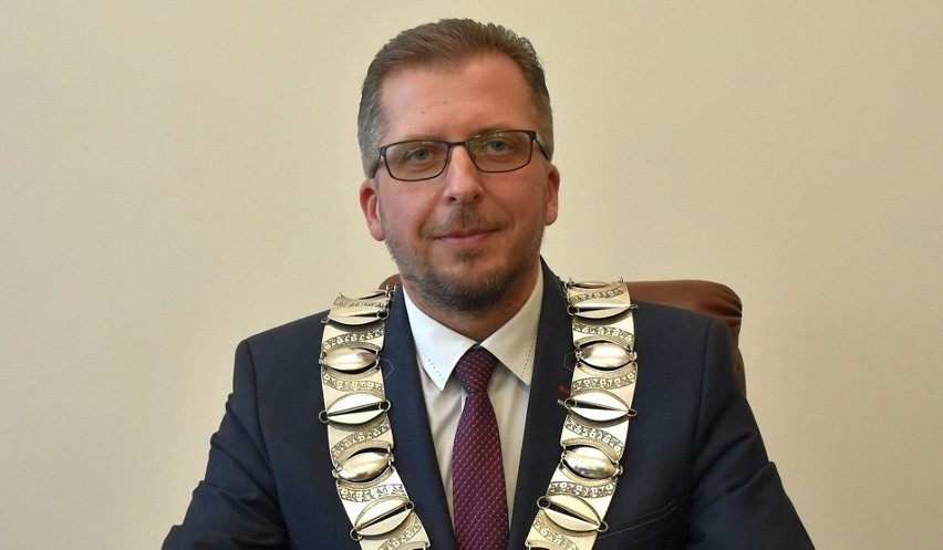 Burmistrz Szprotawy Mirosław Gąsik nie przyznaje się do...