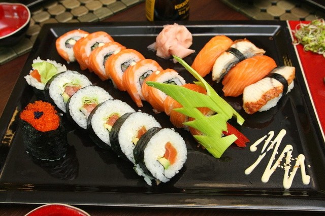 Zestawy sushi przygotowane przez restaurację Sushi Nigiri urozmaicą każde przyjęcie.