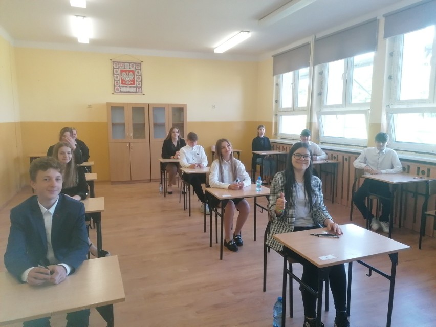 Podczas egzaminów w Suchowoli, uczniów nie opuszczały dobre...