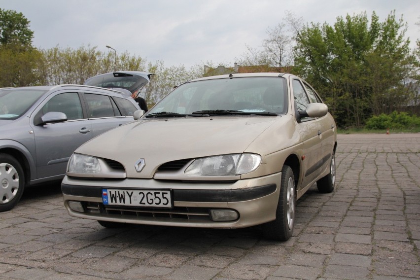 Renault Megane, rok 1997, 1,6 benzyna, 2400 zł