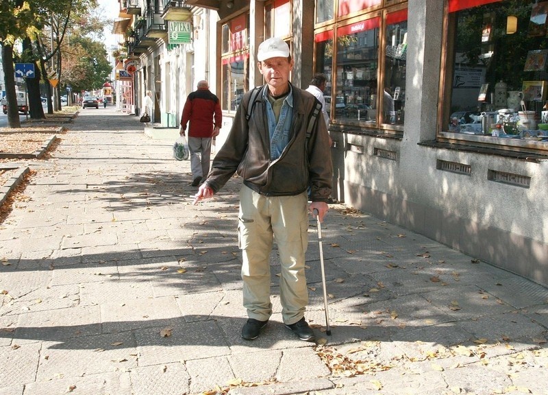 - Niestety muszę codziennie pokonywać tę trasę a łatwo mi...