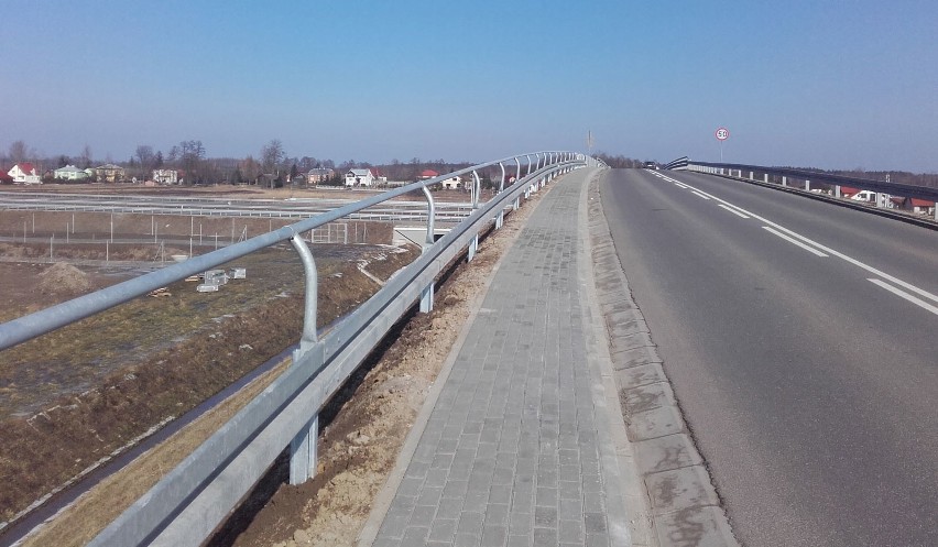 Wiadukt nad autostradą A4 w Białobrzegach jest już otwarty.