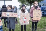Poznań: Protest przed galerią M1. Nie chcą cyrku ze zwierzętami