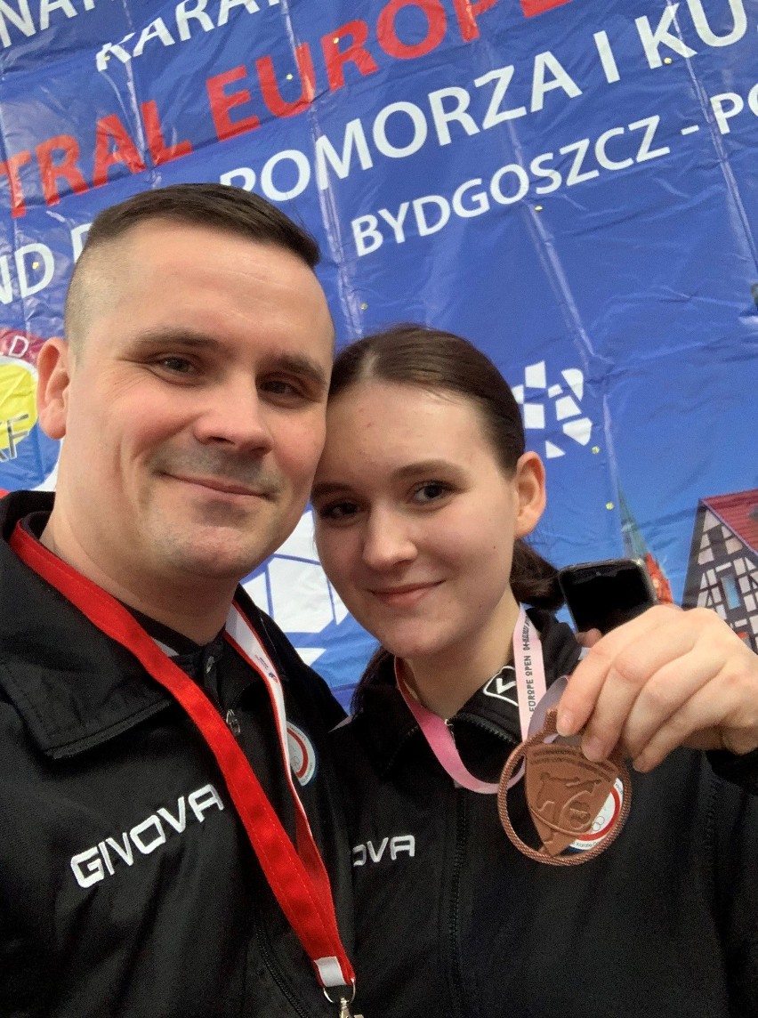 Międzynarodowy turniej karate Central Europe Open. Zawodnicy Klubu ”Champion-Team” wywalczyli 5 medali