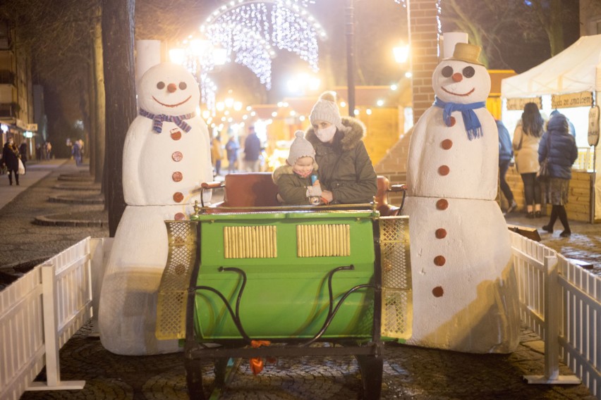 Słupski Jarmark Bożonarodzeniowy prezentuje się znakomicie....