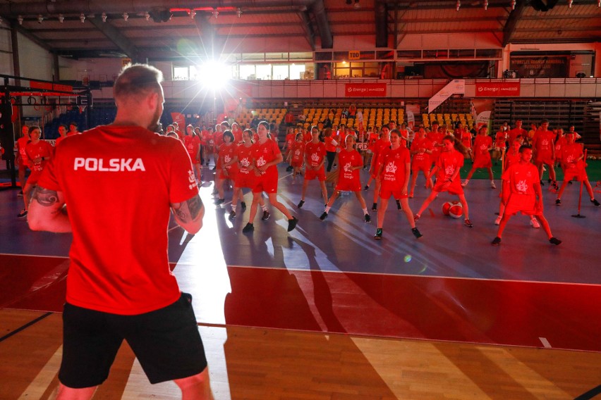 Szkoła Podstawowa nr 2 w Koluszkach zdobyła 2. miejsce w ogólnopolskim finale piątej edycji Drużyny Energii!