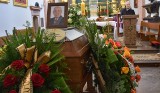 Włoszczowa pożegnała zasłużonego dla gminy Ryszarda Macherskiego. Wczoraj obchodziłby swoje 85 urodziny… (ZDJĘCIA)