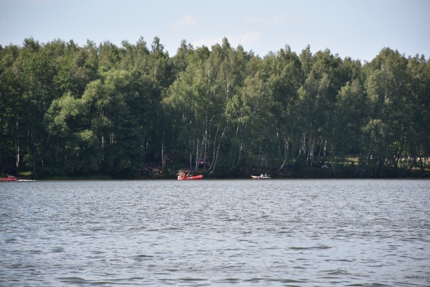 Tragedia nad zalewem w Szałem. 26-latek utonął w jeziorze Pokrzywnickim