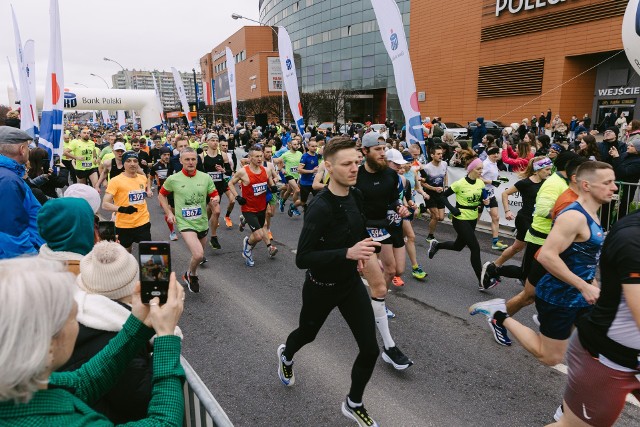 W niedzielę 2 kwietnia ulicami miasta Rzeszowa przebiegł 16. PKO Półmaraton Rzeszowski.