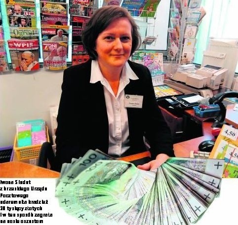 Iwona Siudut z brzeskiego Urzędu Pocztowego udaremniła kradzież 30 tysięcy złotych i w ten sposób zagrała na nosie oszustom