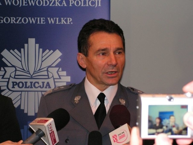 - Policja nie pracuje dla statystyk. Policja ma pracować dla ludzi. Poczucie bezpieczeństwa obywateli jest dla nas najważniejsze - mówi komendant Andrzej Matejuk.