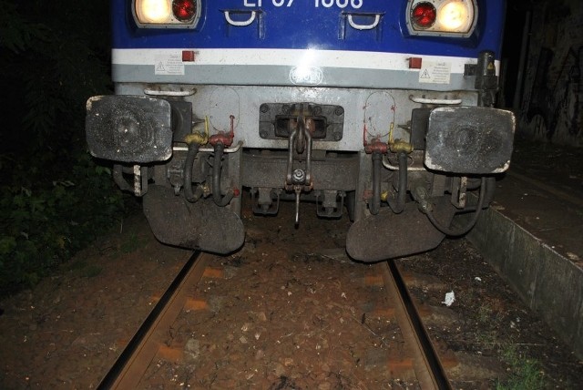 20- latek zginął pod kołami pociągu w Rybniku