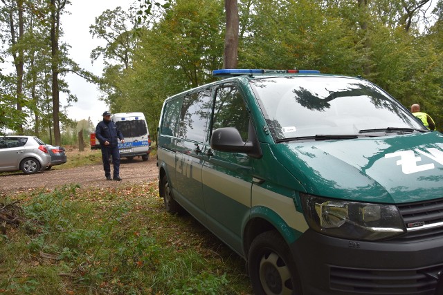 Wybuch pocisków w Kuźni Raciborskiej. Nie żyje dwóch saperów. Zginęli podczas służby w lesie