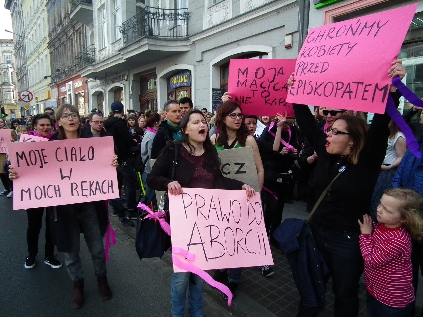 Poznań: Protest przeciw całkowitemu zakazowi aborcji