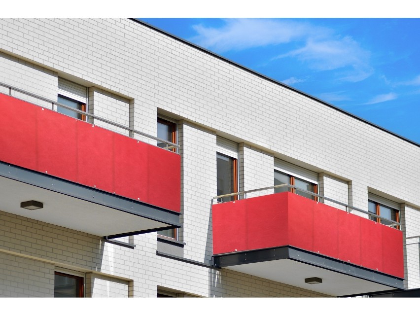 Osłony balkonowe Cover-It: Jak chronić się przed wścibskimi sąsiadami?
