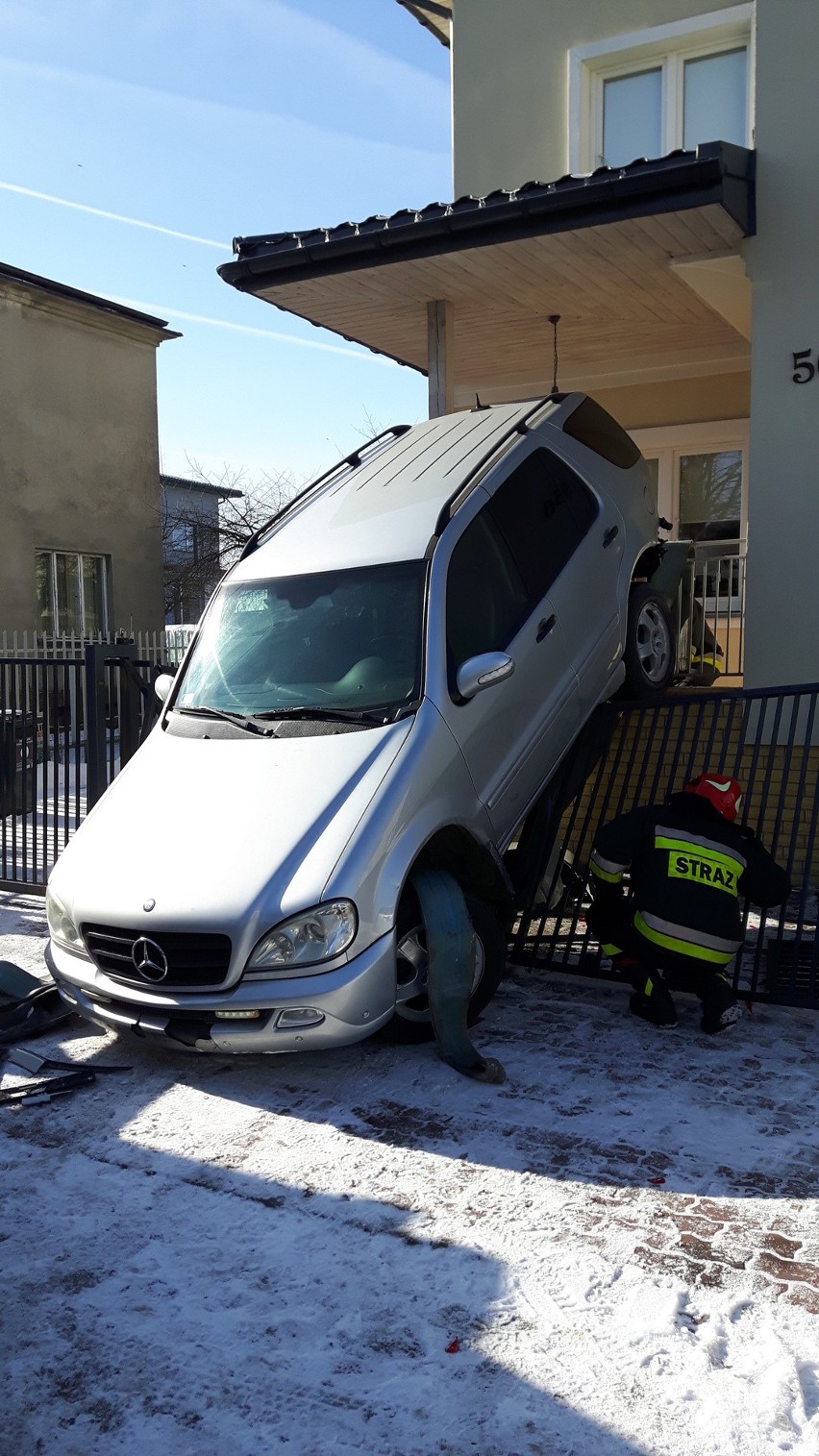 Okazało się, ze kierujący samochodem z automatyczną skrzynią...